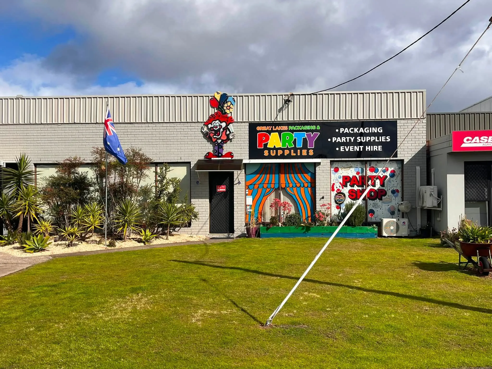 Street view of the Great Lakes Packaging & Party Supplies store in Tuncurry